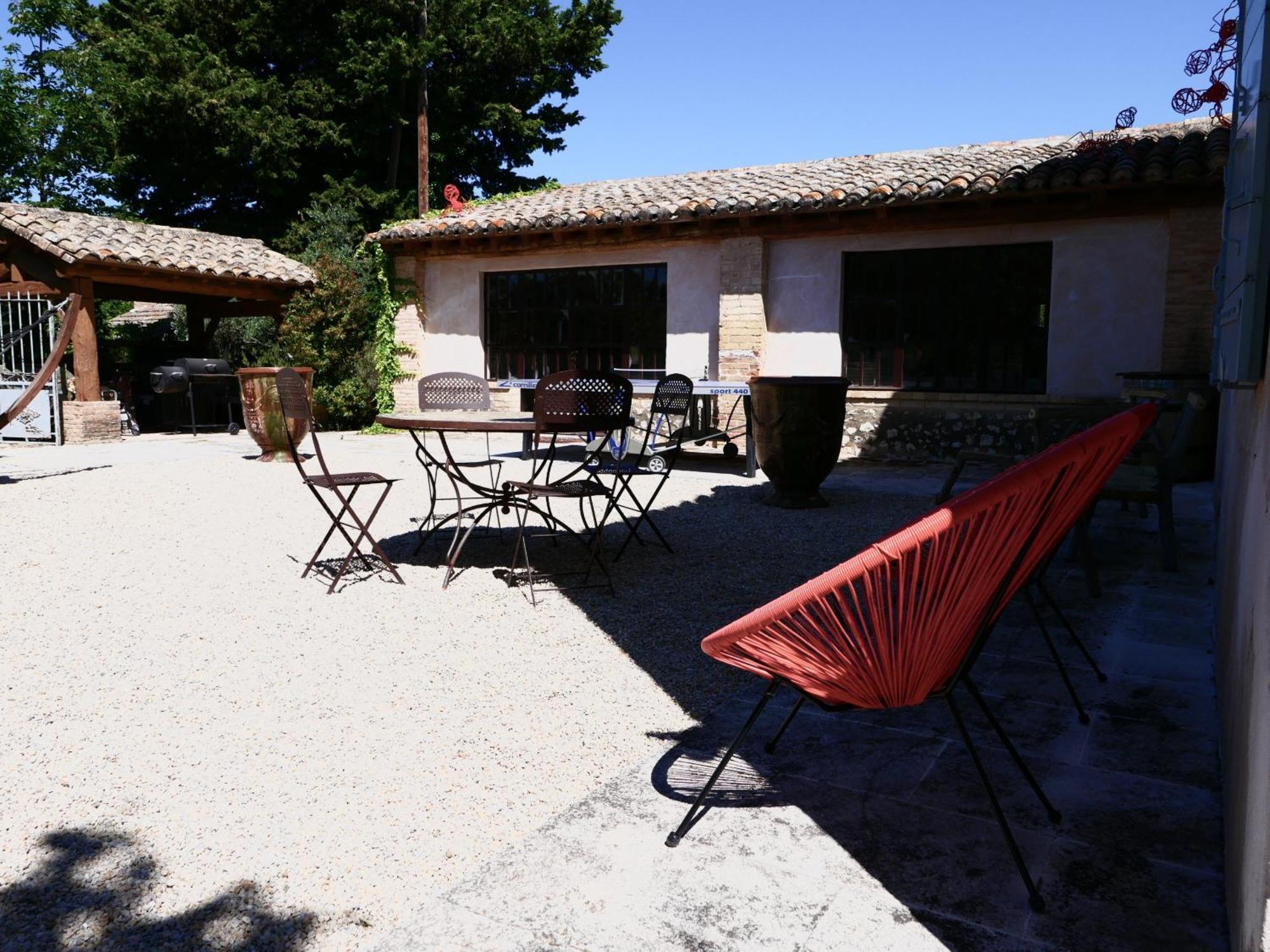 Typical Provencal Farm House Close To L'Isle Sur La Sorgue - 12 Persons 카바용 외부 사진